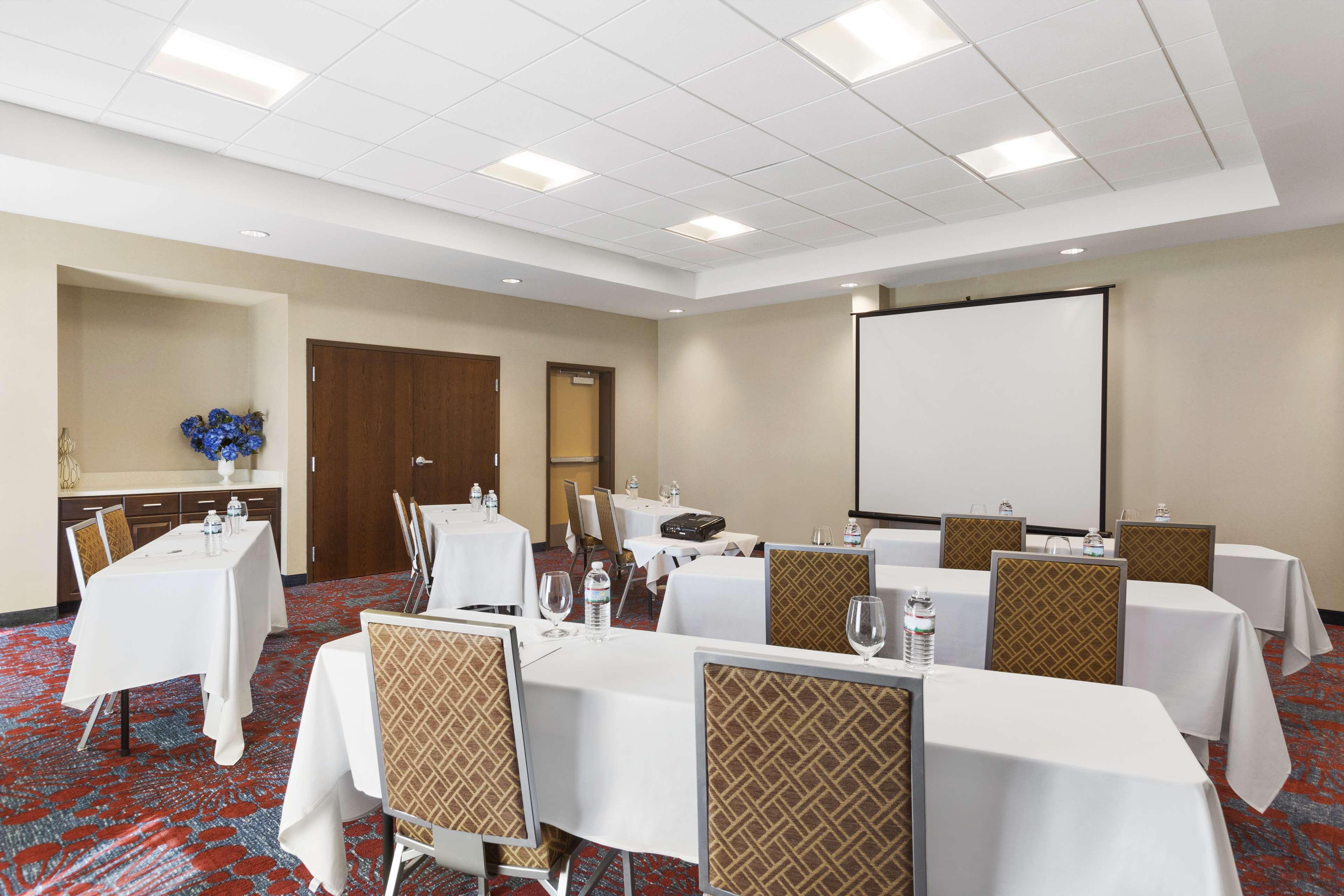 Hampton Inn Penn Yan, Ny Екстериор снимка