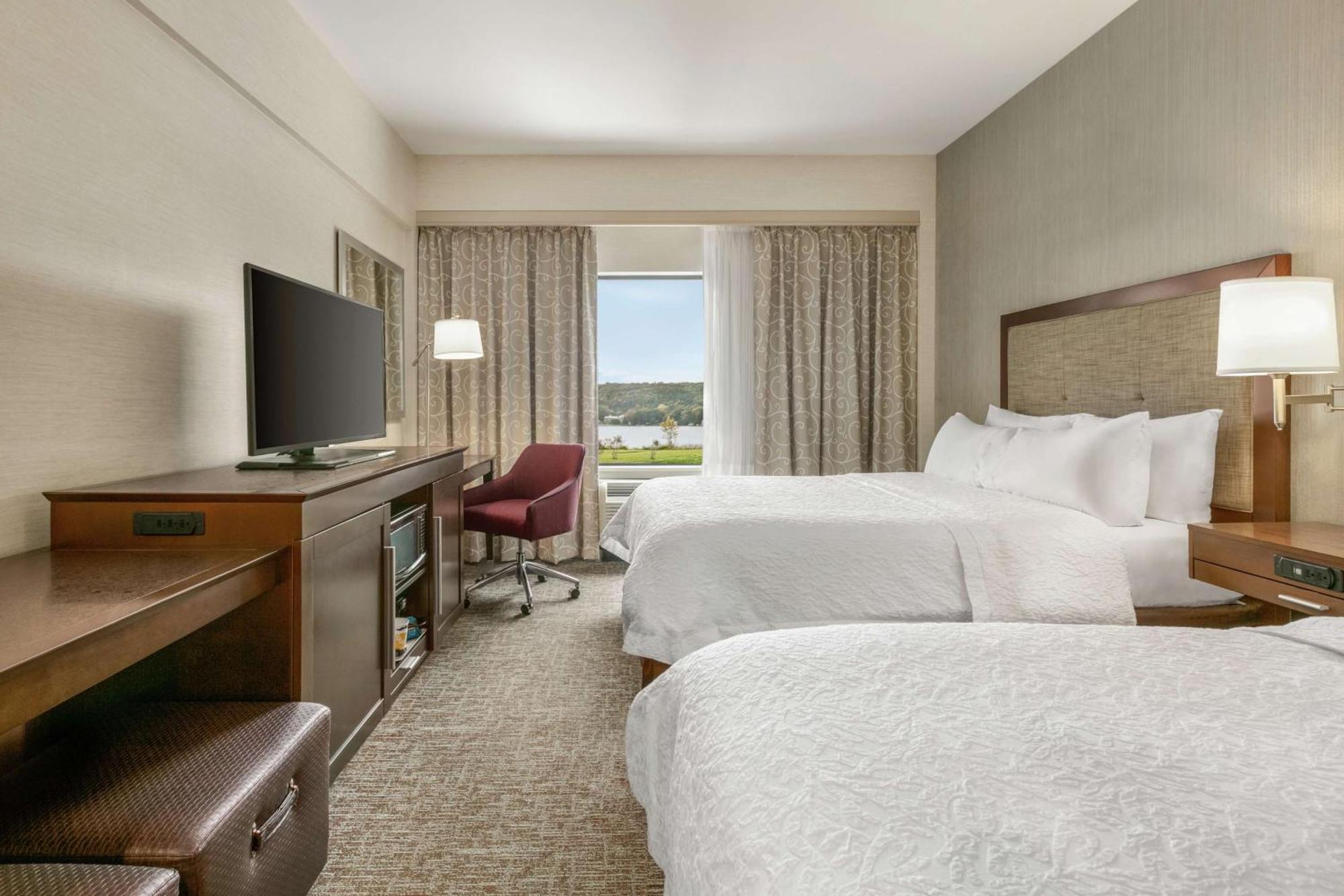 Hampton Inn Penn Yan, Ny Екстериор снимка
