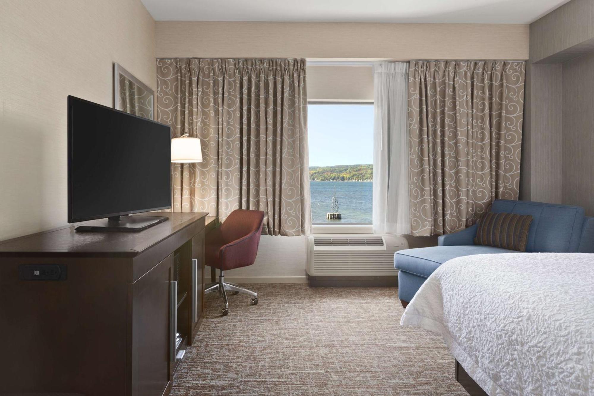 Hampton Inn Penn Yan, Ny Екстериор снимка