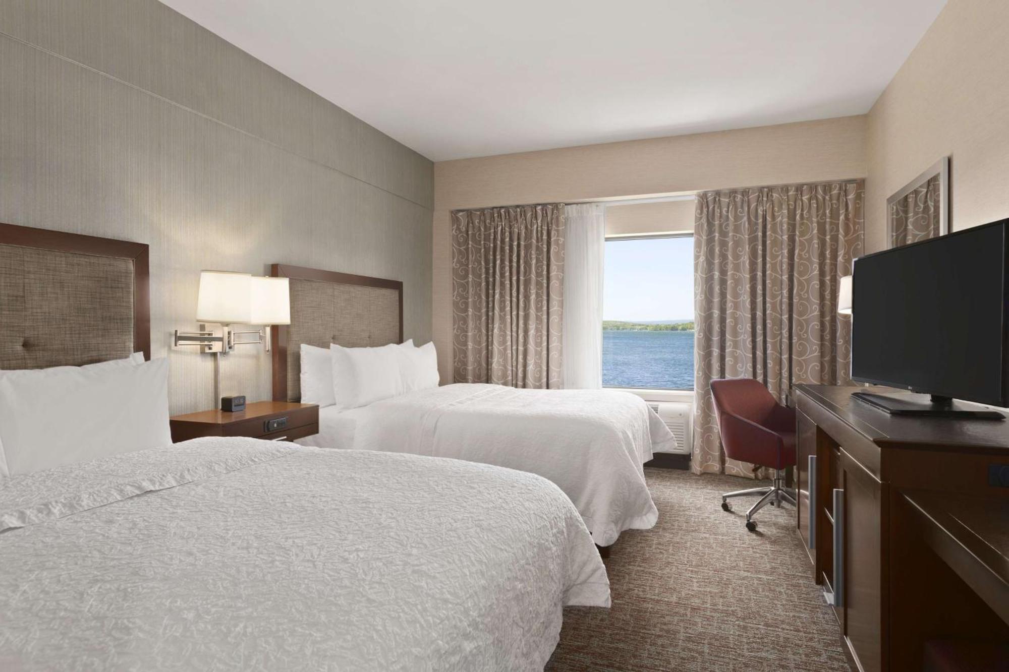 Hampton Inn Penn Yan, Ny Екстериор снимка